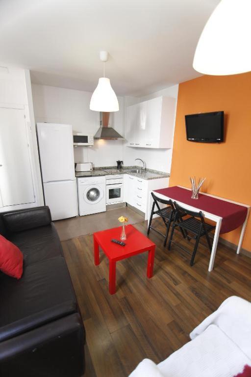 Arce Apartamentos Seville Exterior photo