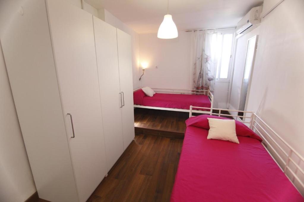 Arce Apartamentos Seville Exterior photo